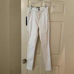 Fit Jeans - NWT size Large